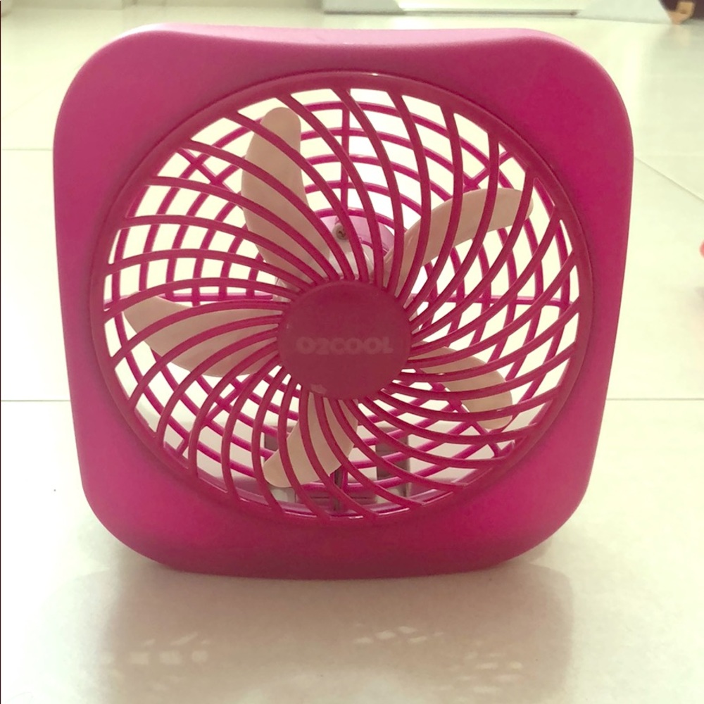 Battery fan